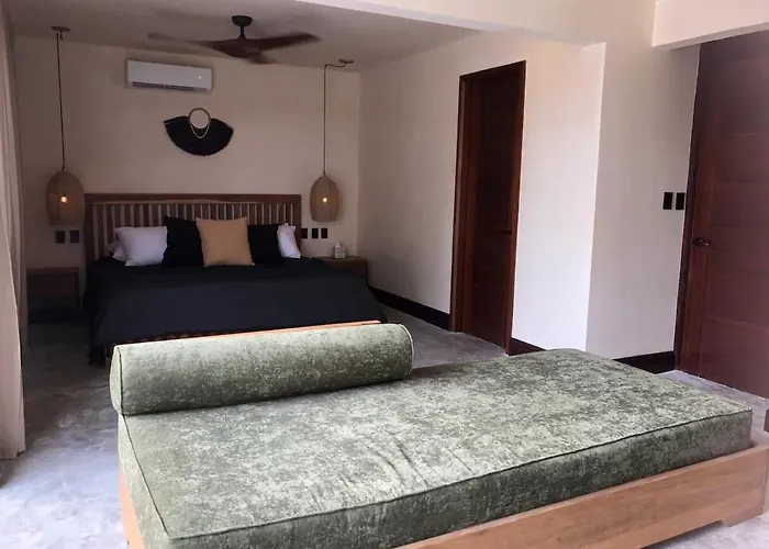 Apartment Talulah Amazing 3 Bdr Penthouse Private Pool