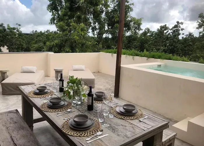 Apartment Talulah Amazing 3 Bdr Penthouse Private Pool